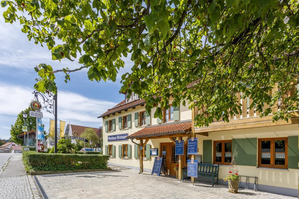 Gasthaus Und Landhotel Wiedmann Eresing Exterior photo